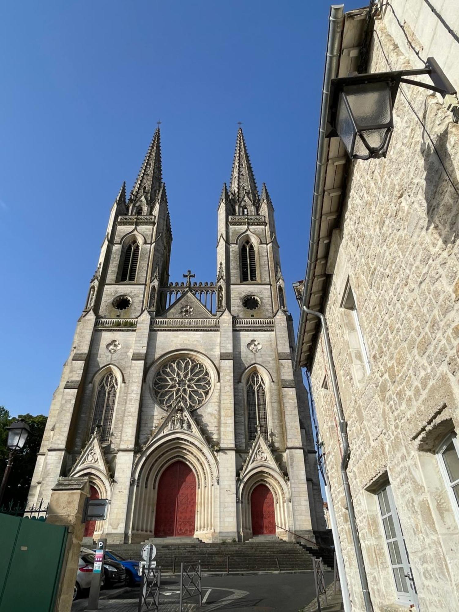 Chez Jean-Yves Et Zoe - Le Saint Andre - Au Calme, Tres Propre, Proche Parkings, Clim Niort Exterior foto